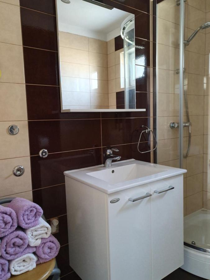 Lavender Apartments Drage Ngoại thất bức ảnh
